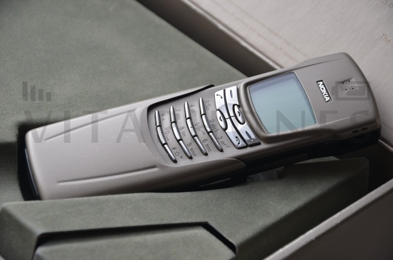 Нокиа 8910 титановый
